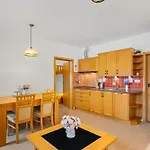 Tiché Anenské S Hotelovým Servisem, S Bohatou Snídaní Na V Ceně Pobytu A Osobním Asistentem Na Místě - By Relax *