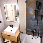 Tiché Anenské S Hotelovým Servisem, S Bohatou Snídaní Na V Ceně Pobytu A Osobním Asistentem Na Místě - By Relax Apartamento