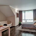Apartamento Tiché Anenské S Hotelovým Servisem, S Bohatou Snídaní Na V Ceně Pobytu A Osobním Asistentem Na Místě - By Relax *