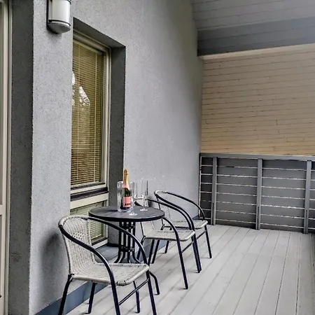Horsky Rodinny Apartman: Mountain Family Retreat With Wellness & Terrace
