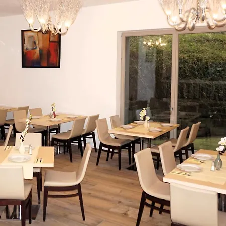 Horsky Rodinny Apartman: Mountain Family Retreat With Wellness & Terrace Apartment