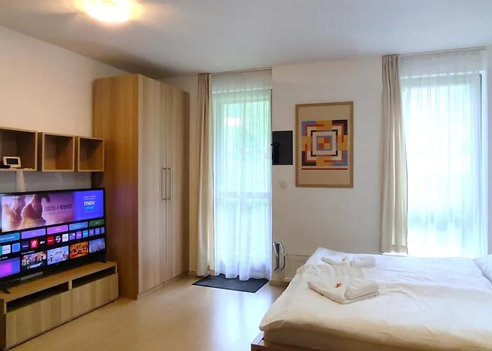 Tiche Anenske S Hotelovym Servisem, S Bohatou Snidani Na V Cene Pobytu A Osobnim Asistentem Na Miste - By Relax *